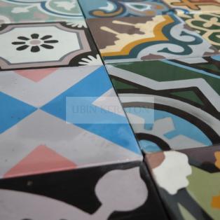 PATCHWORK WARNA